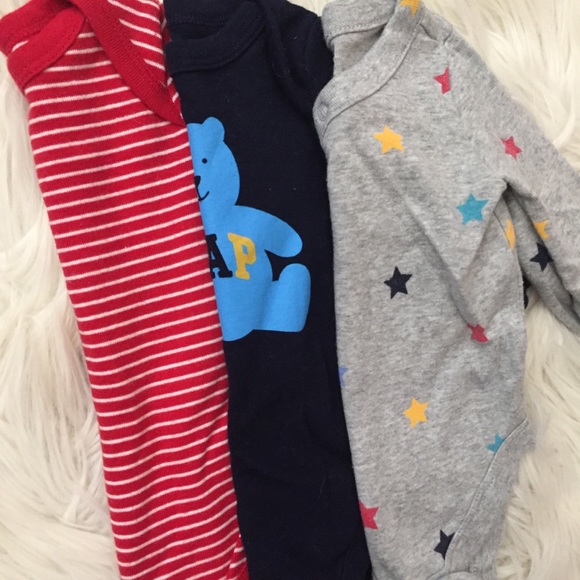 (SOLD) Baby Gap Onesies - Picture 7 of 8